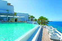 Anlage mit Pool