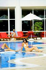 Sonnen am Pool
