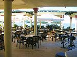 Terrasse mit Blick aufs Meer