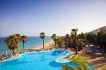 Pool mit Blick zum Strand