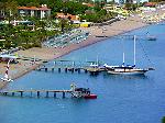 Strand mit Anlegestelle