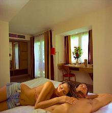 P�rchen im Zimmer