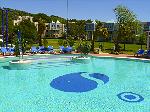 Robinson Logo im Pool
