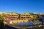 Hotel Club mit Pool