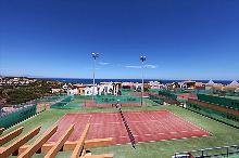 Tennis spielen im Aldcaidesa