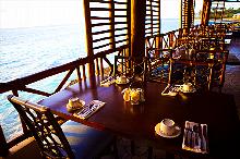 Restaurant mit Meersicht