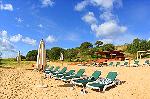 Liegen am Strand