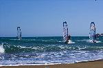 Surfer vorm Strand