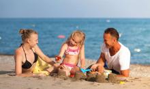 Familie im TUI KIDS CLUB Belek Beach Resort