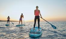 Stand-up Paddling mit Freunden