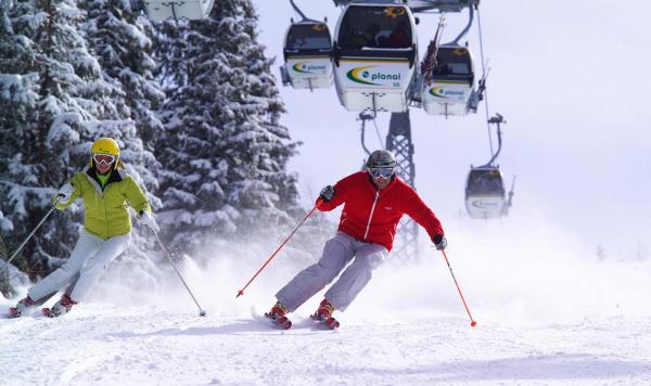 Skifahrer auf der Piste