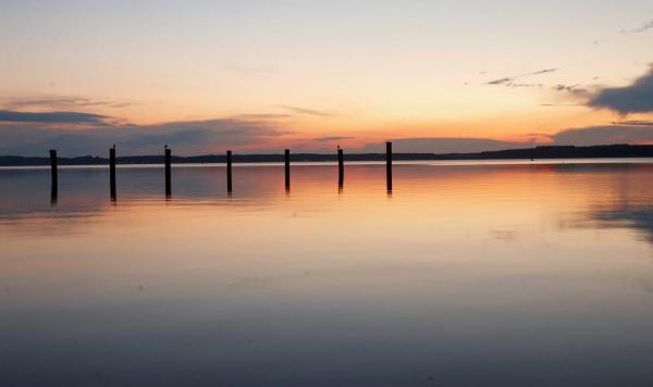 Der See im Sonnenuntergang