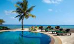 Pool mit Blick aufs Meer