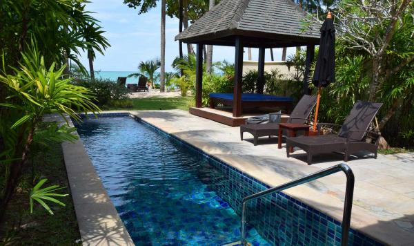 Bungalow Ocean Front