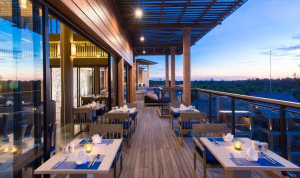 Restaurant bei der Nacht