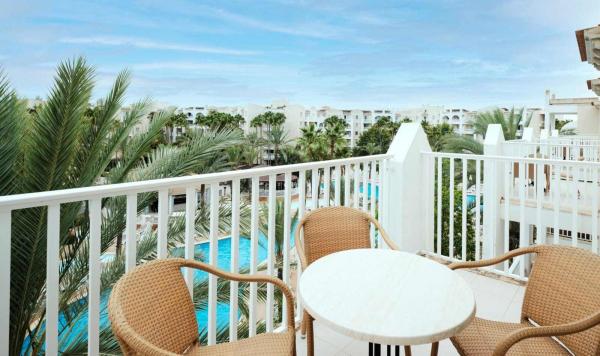 Wohnbeispiel Apartment mit Poolblick