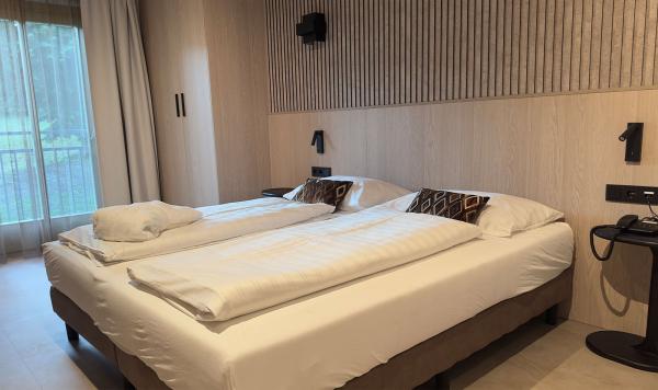 Doppelbett in der Suite