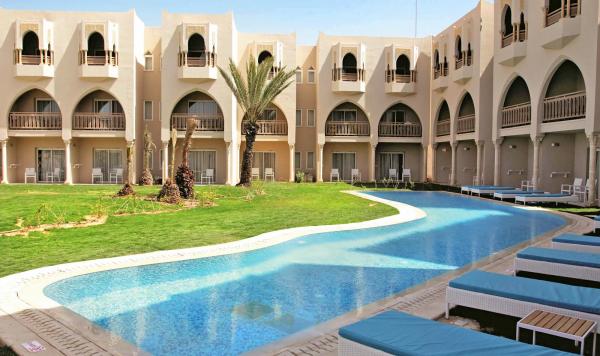 Liegemöglichkeiten am Pool