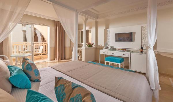 Großzügiges Zimmer