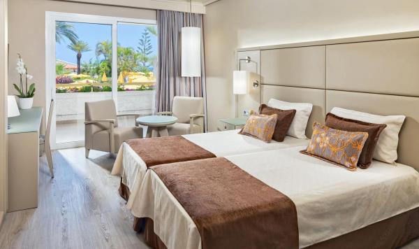 Double Room Poolview