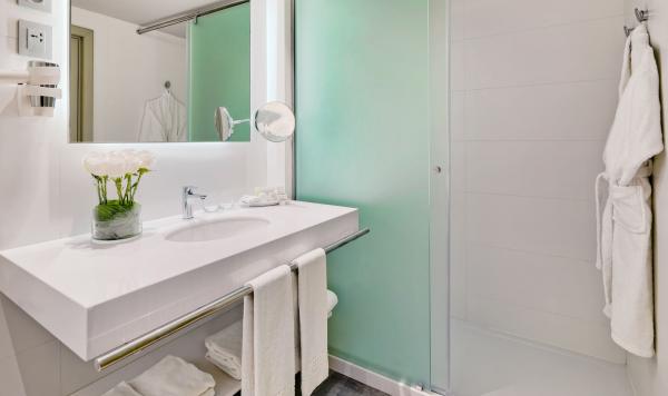 Badezimmer Doubleroom Sea View