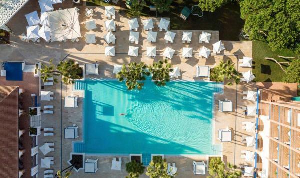 Outdoor Pool Luftaufnahme