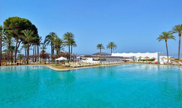 Großer Outdoor Pool