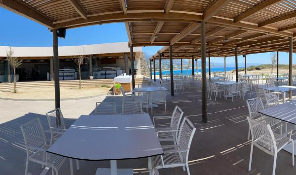 Terrasse am Hauptrestaurant