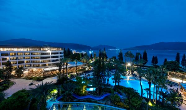 Grand Azur bei Nacht