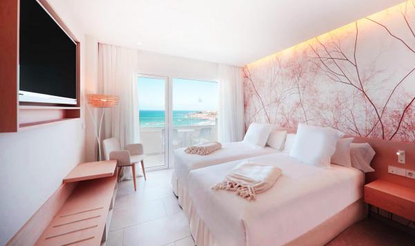 Schlafzimmer mit 2 Einzelbetten