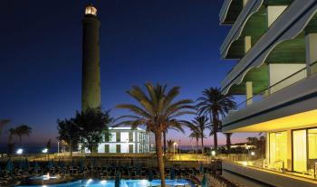 Leuchtturm von Maspalomas bei Nacht