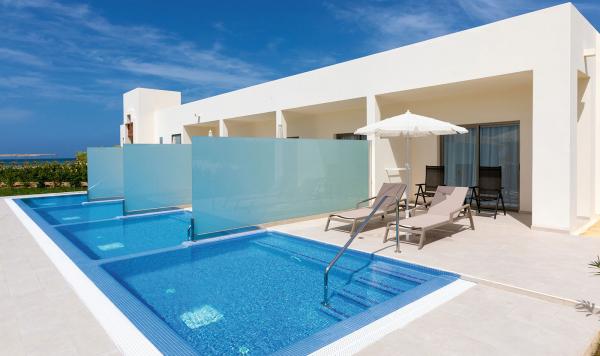 Doppelzimmer mit privatem Pool