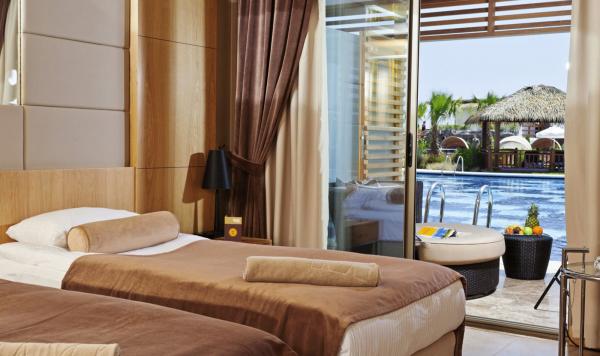 Wohnbeispiel mit direktem Pool Zugang