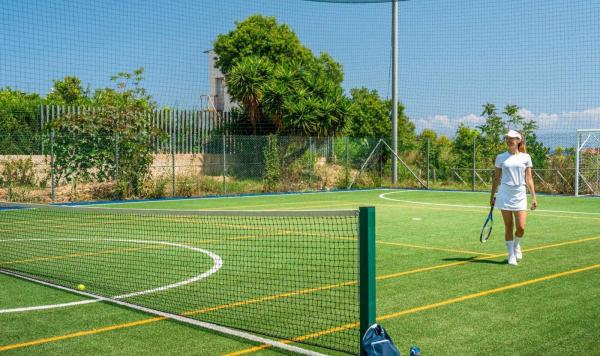 Tennis