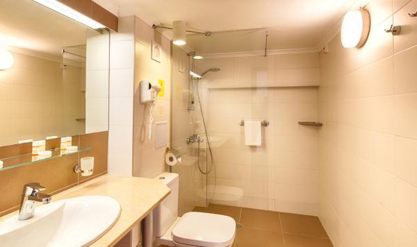 Doppelzimmer Best Preis Typ 1 Badezimmer