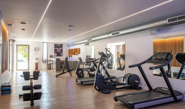 Ausstattung im Fitnessstudio