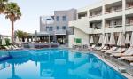 Pool mit Bar