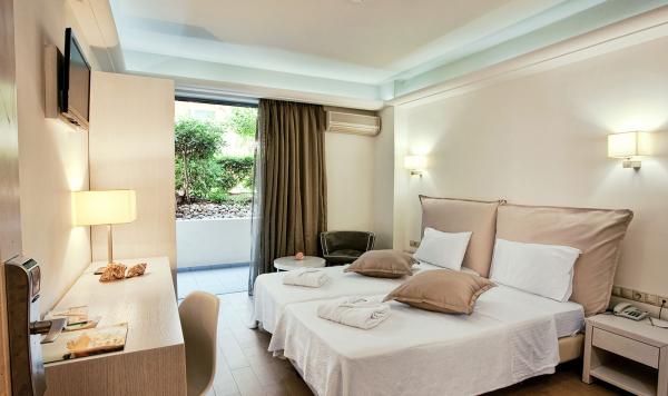 Doppelzimmer mit Gartenblick