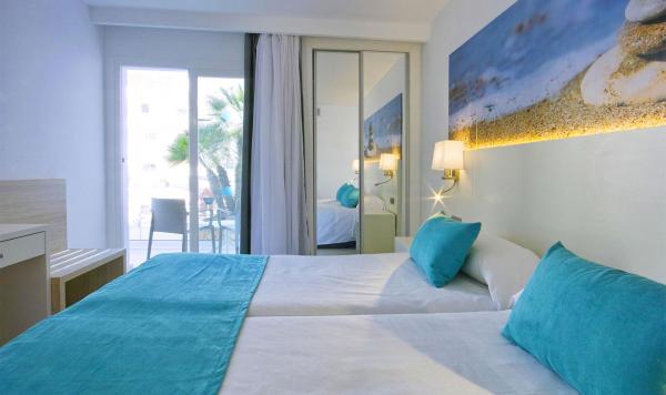 Schlafzimmer mit Gartenblick