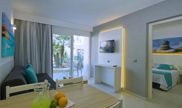 Wohnbeispiel mit Gartenblick