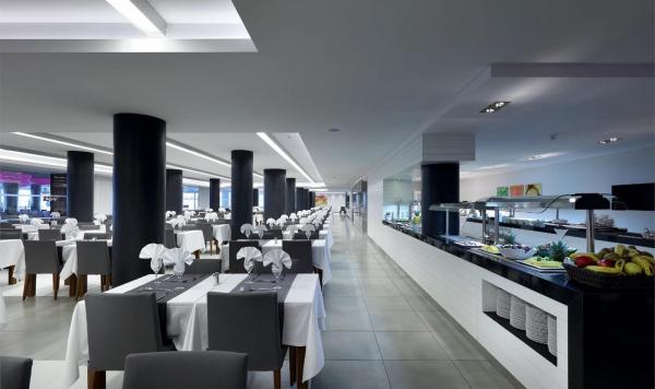 Restaurant mit Buffetbereich