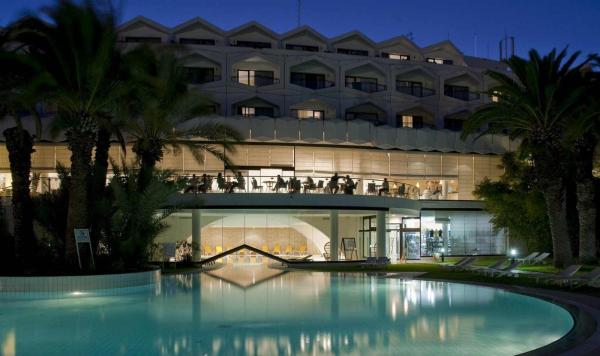 Hallenbad und Outdoor Pool