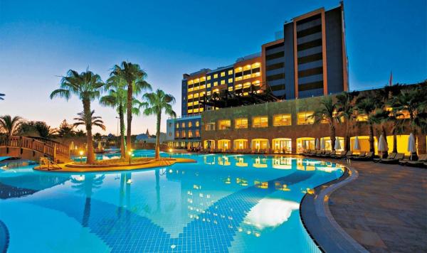 Der Club bei der Nacht