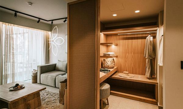 Wohnbeispiel Walk in Closet Room