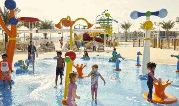 Kinder beim Planschen