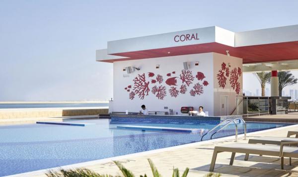 Coral mit Swim up Bar