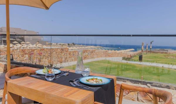 Restaurant mit Meerblick