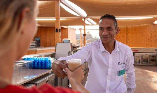 Mitarbeiter im Beachclub