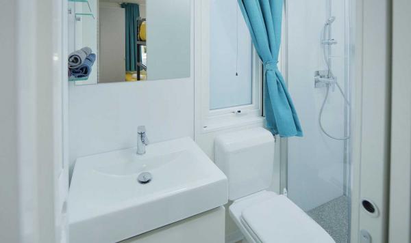 Wohnbeispiel Badezimmer HU Stay Premium L