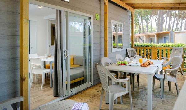 Wohnbeispiel HU Stay Premium XL Terrasse